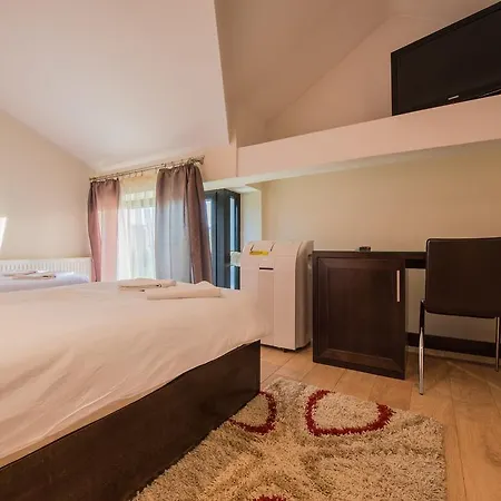 Pensjonat Milano 3*